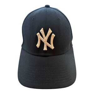 Y2K New Era 39THIRTY New York Yankees Fitted Baseball Hat Cap Black/White Sm-Med